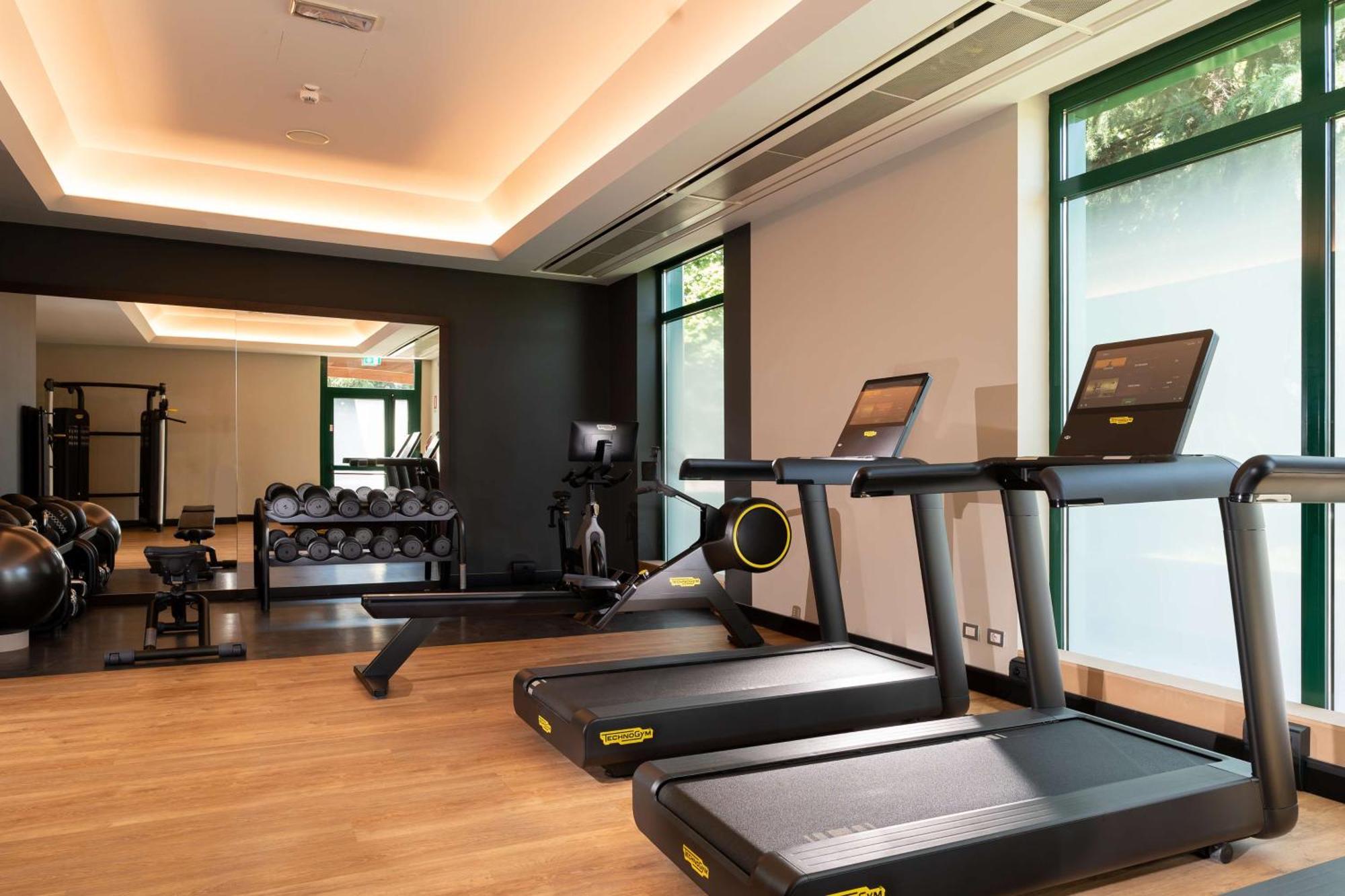 Doubletree By Hilton Milan Malpensa Solbiate Olona Hotel Exterior photo